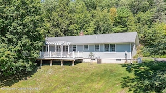 110 Meadow Ln, Hillsdale, NY 12529