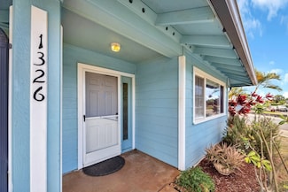1326 Kawika St, Wailuku, HI 96793