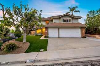 13101 Thomasville Ct, Moorpark, CA 93021