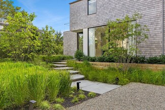 16 N Harbor Dr, Sag Harbor, NY 11963