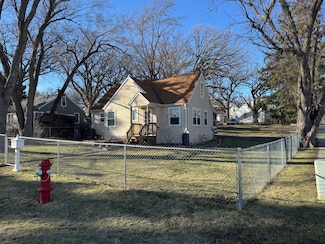 800 Tomahawk Trail, Round Lake Heights, IL 60073