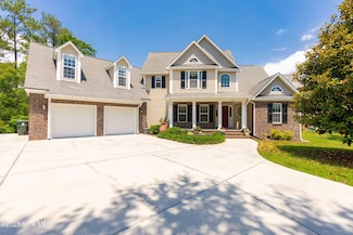 232 E Ivybridge Dr, Hubert, NC 28539