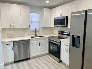 9370 SW 8th St Unit 2120, Boca Raton, FL 33428