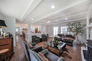 167 Garden Ln, Decatur, GA 30030