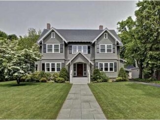 41 Calumet Rd, Winchester, MA 01890