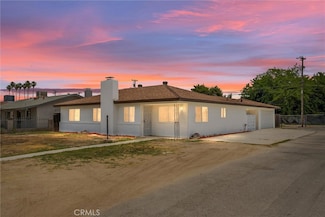 1613 Fairview Rd, Bakersfield, CA 93307