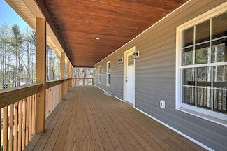 477 Bridle Path, Butler, TN 37640