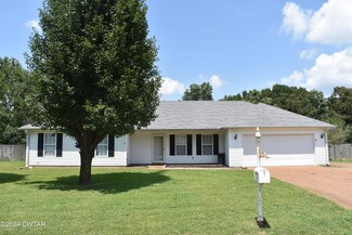 17 Mill Brook Ln, Jackson, TN 38305
