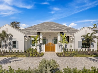 2240 Saint Christopher Ln, Vero Beach, FL 32963