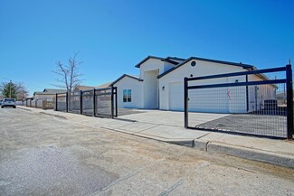 639 57th St NW, Albuquerque, NM 87105
