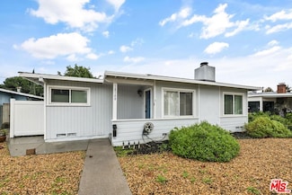 18148 Hartland St, Reseda, CA 91335