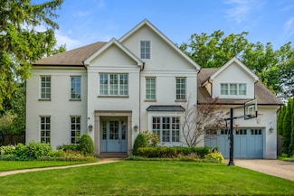 80 Tudor Place, Kenilworth, IL 60043