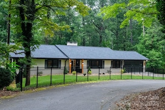 108 Maehill Place SW, Lenoir, NC 28645