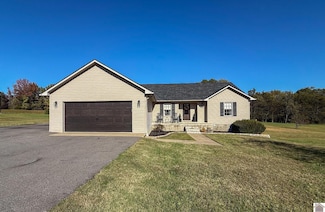 2445 Lovelaceville Florence Station Rd W, Paducah, KY 42001