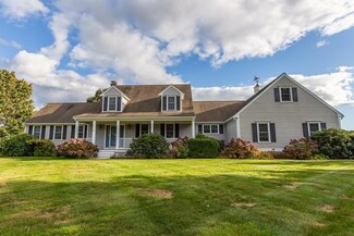29 Fieldwood Dr, Sagamore Beach, MA 02562