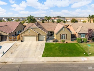 7113 Tallywood Dr, Bakersfield, CA 93312