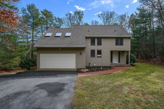 244 Park Ave, Centerville, MA 02632