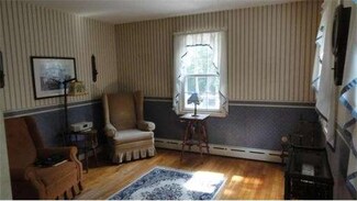 126 Horseneck Rd, South Dartmouth, MA 02748