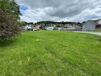 1728 Tyler St, Aliquippa, PA 15001