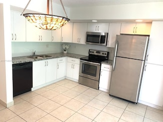 8520 SW 133rd Ave Rd Unit 302, Miami, FL 33183