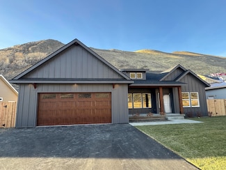 503 Rosewood Dr, Bellevue, ID 83313