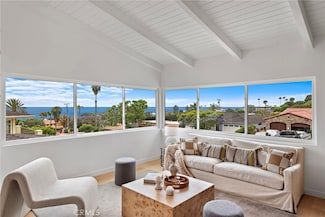 8 Clipper Rd, Rancho Palos Verdes, CA 90275