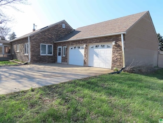 451 Nebraska 35, Dakota City, NE 68731