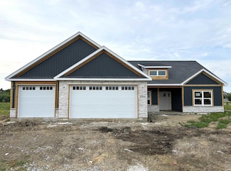 372 Carlton Dr, West Lafayette, IN 47906