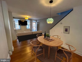 2236 Titan St, Philadelphia, PA 19146