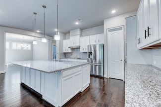 327 Twilight Toast Dr, Conroe, TX 77304