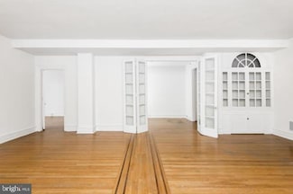 235 S 15th St Unit 606, Philadelphia, PA 19102