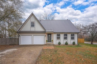 13741 Lawrence Ave, Bonner Springs, KS 66012