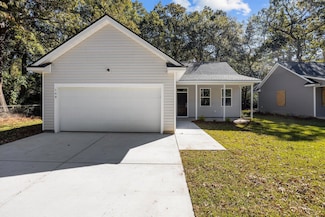 168 Aleene Dr, Summerville, SC 29485