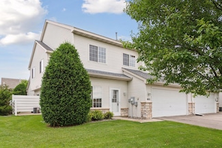 1651 Liberty Ln, Waconia, MN 55387