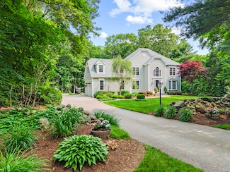 9 Stonebrook Dr, Ivoryton, CT 06442
