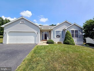41 Ladybug Ln, Myerstown, PA 17067