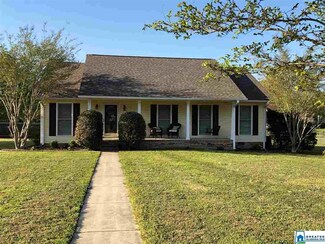 1810 Edwin St, Scottsboro, AL 35768
