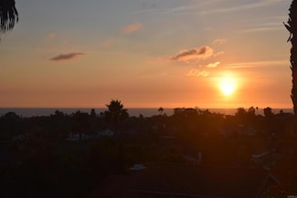 1518 Bella Vista Dr, Encinitas, CA 92024