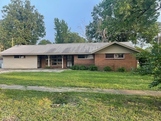 1305 Rosemond Ave, Jonesboro, AR 72401