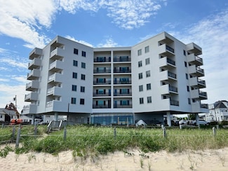 1 Cleaves St Unit 608, Old Orchard Beach, ME 04064
