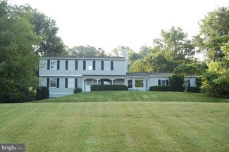 6117 Elaine Dr, Jefferson, MD 21755