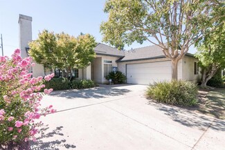 3637 N Gilroy Ave, Fresno, CA 93722