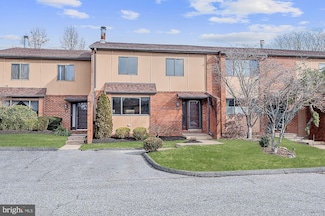 5 Lacosta Ct, Towson, MD 21204