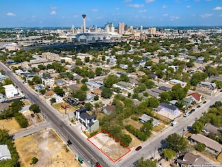 727 Iowa St, San Antonio, TX 78203