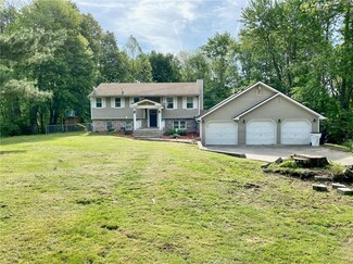 8256 S Cherokee St, Terre Haute, IN 47802