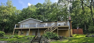 453 Mountain Heights Rd, Front Royal, VA 22630