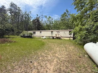 2040 Hill Rd, Lewiston, MI 49756