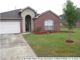 5153 Salinger Dr, Darrow, LA 70725