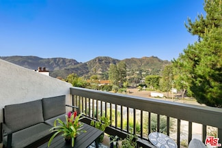 1622 Michael Ln, Pacific Palisades, CA 90272