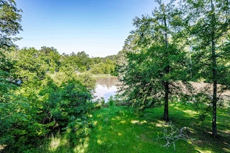 273 N Steel Bridge Rd, Eatonton, GA 31024